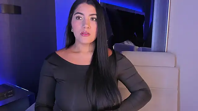 PaulinaDuarte online show from September 10, 2025, 11:54 am