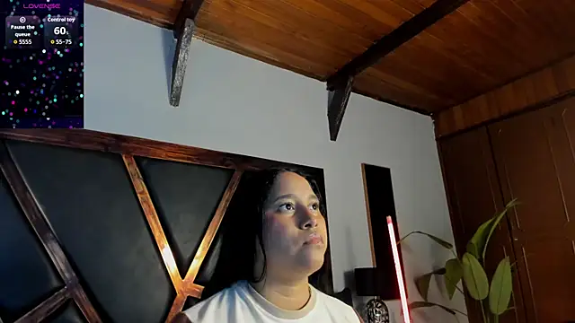 Snapshot of EmiliWilliams chatting on April 25, 2026, 10:40 pm EmiliWilliams online show from April 25, 2026, 10:40 pm