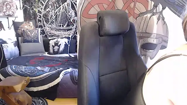 TittenMichelle online show from March 21, 2026, 10:20 am