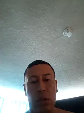 andresbigcock9 online show from November 8, 2025, 11:32 am