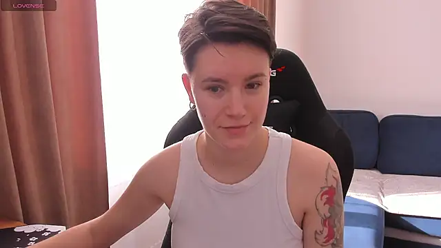 JessieFlower online show from February 27, 2026, 8:36 am