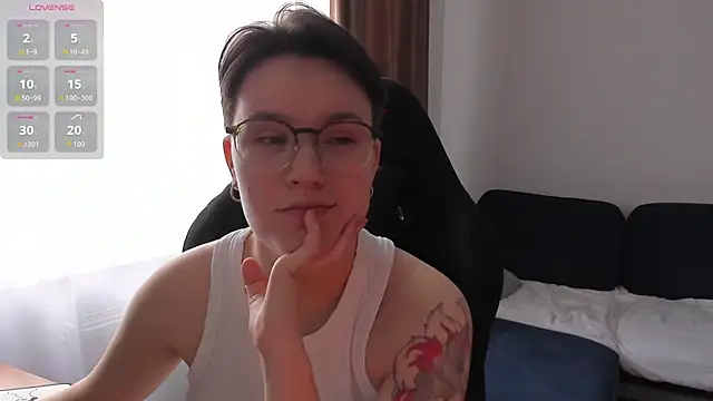 JessieFlower online show from July 31, 2026, 7:08 am