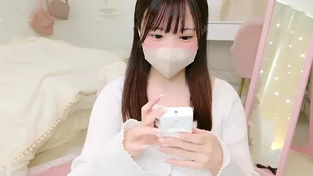 Snapshot of HONO_cha chatting on March 23, 2025, 1:09 am HONO cha online show from March 23, 2025, 1:09 am