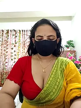 Payel-Sen online show from September 24, 2025, 5:11 am