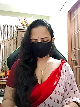 Payel-Sen online show from February 9, 2026, 7:07 pm