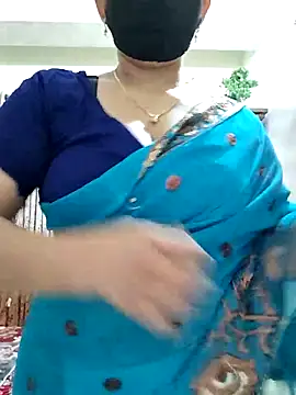 Payel-Sen online show from April 15, 2026, 7:58 pm