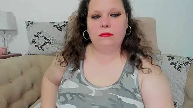 KarolineJoyy online show from March 19, 2026, 7:29 pm