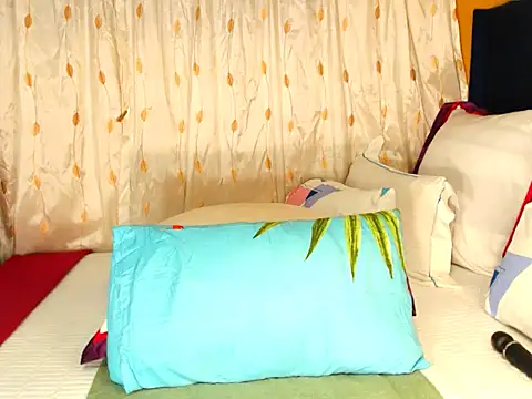 ChloeTyler23 online show from March 7, 2025, 5:18 am