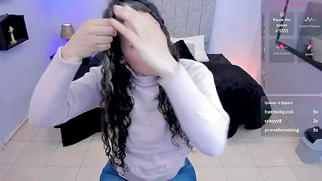 Lana stone  online show from March 15, 2025, 8:04 am