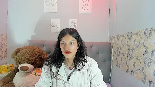 Emma-Wilson online show from January 14, 2025, 4:25 am