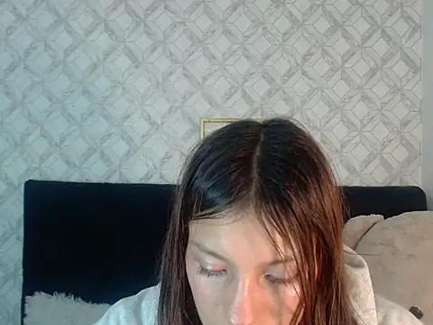 Emma-Wilson online show from November 27, 2025, 3:30 am