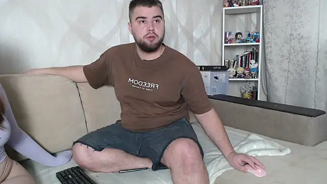 Pair of Gods  online show from October 20, 2025, 3:51 am