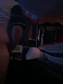 bigdickgio6923 online show from February 19, 2026, 1:45 am