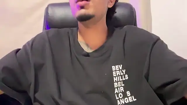 Snapshot of dominic_brandd23 chatting on February 8, 2026, 11:46 am dominic brandd23 online show from February 8, 2026, 11:46 am