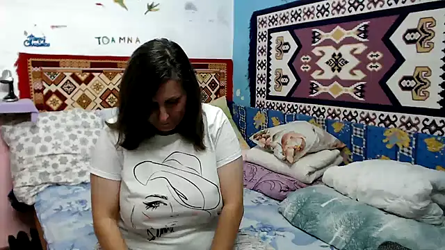 AdelineBlueEyes online show from October 7, 2025, 11:18 am