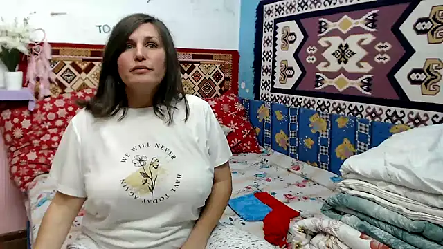 AdelineBlueEyes online show from November 1, 2025, 10:50 am