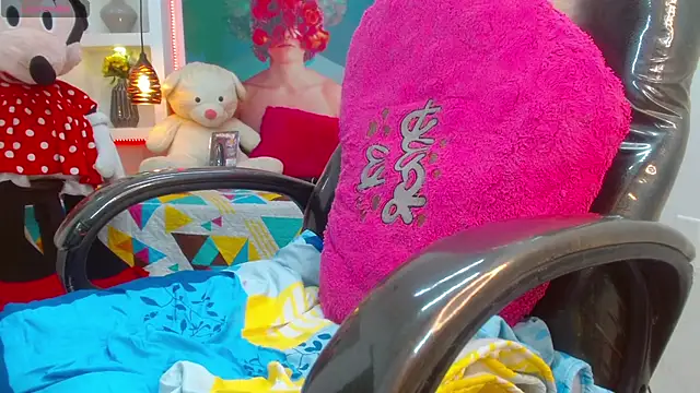 lorenapinto online show from March 13, 2025, 12:27 am