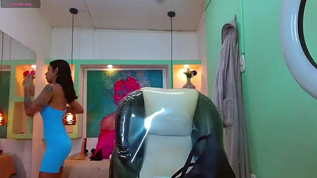 lorenapinto online show from March 9, 2026, 3:05 pm