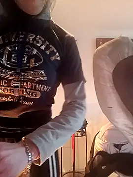 freyamoret online show from December 12, 2024, 3:16 pm