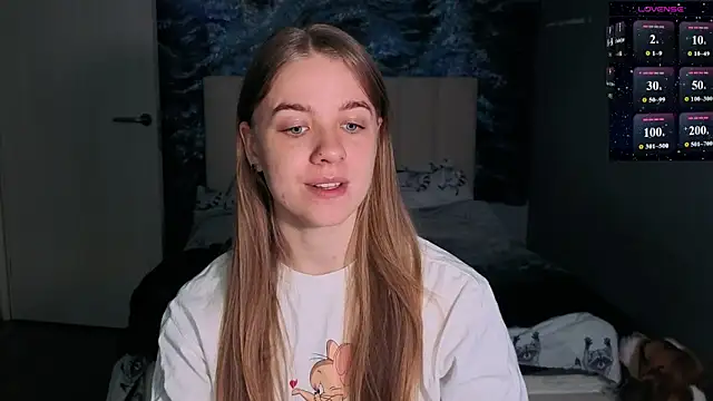 Snapshot of candy_maggie chatting on May 7, 2026, 4:34 pm candy maggie online show from May 7, 2026, 4:34 pm