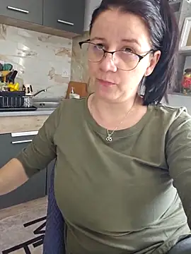 KristenVega online show from March 9, 2026, 10:41 am