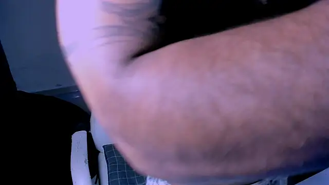 Young laroi online show from February 8, 2025, 4:36 am