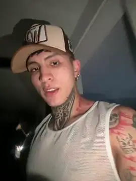  Tomy08calderon online show from January 18, 2025, 12:46 am