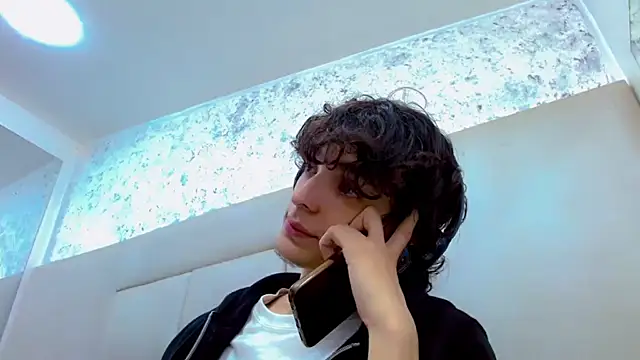 Sr BonnyEthan online show from February 28, 2026, 1:01 pm