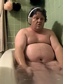 jrsexy83 online show from January 13, 2026, 2:39 am