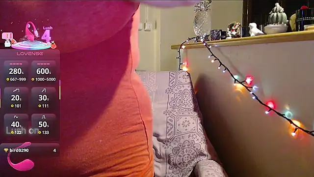 Snapshot of JennaDeluxe chatting on March 8, 2025, 8:35 pm JennaDeluxe online show from March 8, 2025, 8:35 pm