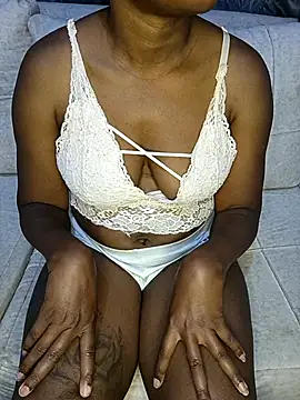 Mayah19 online show from September 30, 2025, 7:46 am