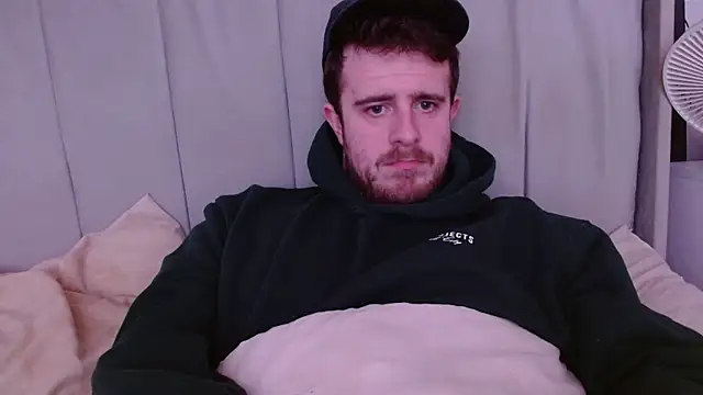 maxy49 online show from December 2, 2025, 3:51 pm