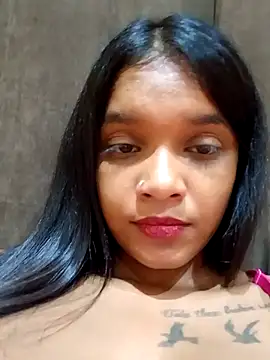 Indianqueen03 online show from December 28, 2024, 7:22 pm