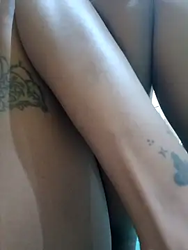 Indianqueen03 online show from March 1, 2025, 1:18 pm