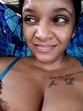 Indianqueen03 online show from April 9, 2026, 6:35 pm