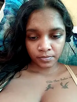 Indianqueen03 online show from June 17, 2026, 11:01 am