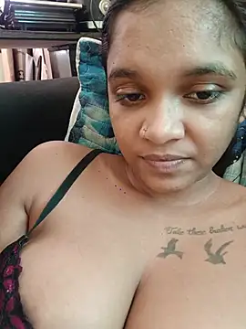 Indianqueen03 online show from June 28, 2026, 11:27 am