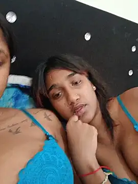 Indianqueen03 online show from July 6, 2026, 2:03 pm