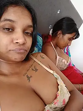 Indianqueen03 online show from July 24, 2026, 11:19 am
