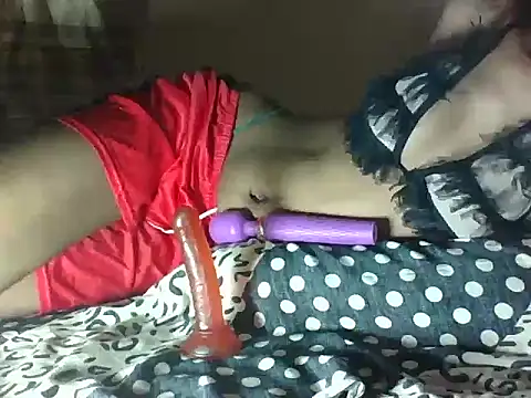 Snapshot of sweet_iddah chatting on January 3, 2025, 3:55 pm sweet iddah online show from January 3, 2025, 3:55 pm