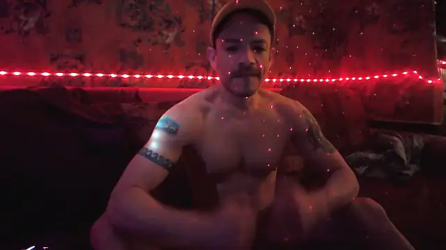 Snapshot of Tony_Torrente chatting on March 14, 2025, 5:35 pm Tony Torrente online show from March 14, 2025, 5:35 pm