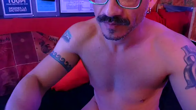 Snapshot of Tony_Torrente chatting on January 18, 2026, 3:05 pm Tony Torrente online show from January 18, 2026, 3:05 pm