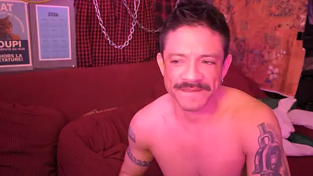 Snapshot of Tony_Torrente chatting on February 17, 2026, 5:08 pm Tony Torrente online show from February 17, 2026, 5:08 pm