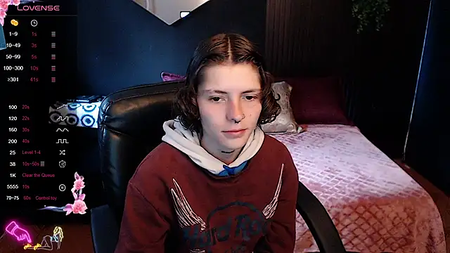 pretty cristal69 online show from March 13, 2026, 12:56 pm