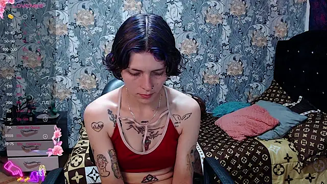 Snapshot of pretty_cristal69 chatting on April 26, 2026, 3:32 pm pretty cristal69 online show from April 26, 2026, 3:32 pm