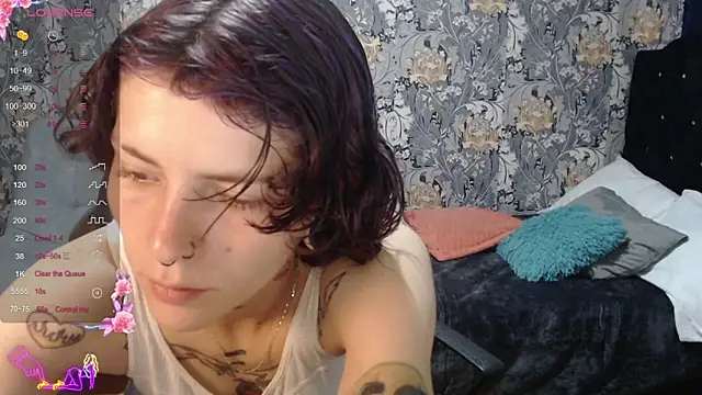 Snapshot of pretty_cristal69 chatting on May 21, 2026, 12:12 pm pretty cristal69 online show from May 21, 2026, 12:12 pm