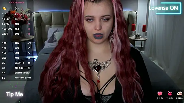 Miss Maya Mils online show from March 1, 2025, 1:11 am