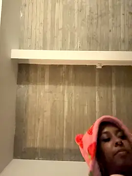 Your Paris online show from October 11, 2025, 9:41 am