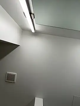 Snapshot of Your_Paris chatting on March 14, 2026, 10:15 pm Your Paris online show from March 14, 2026, 10:15 pm