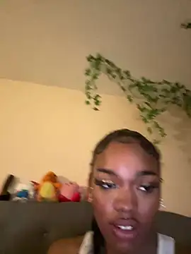 magicalc00ch online show from February 19, 2025, 6:22 am